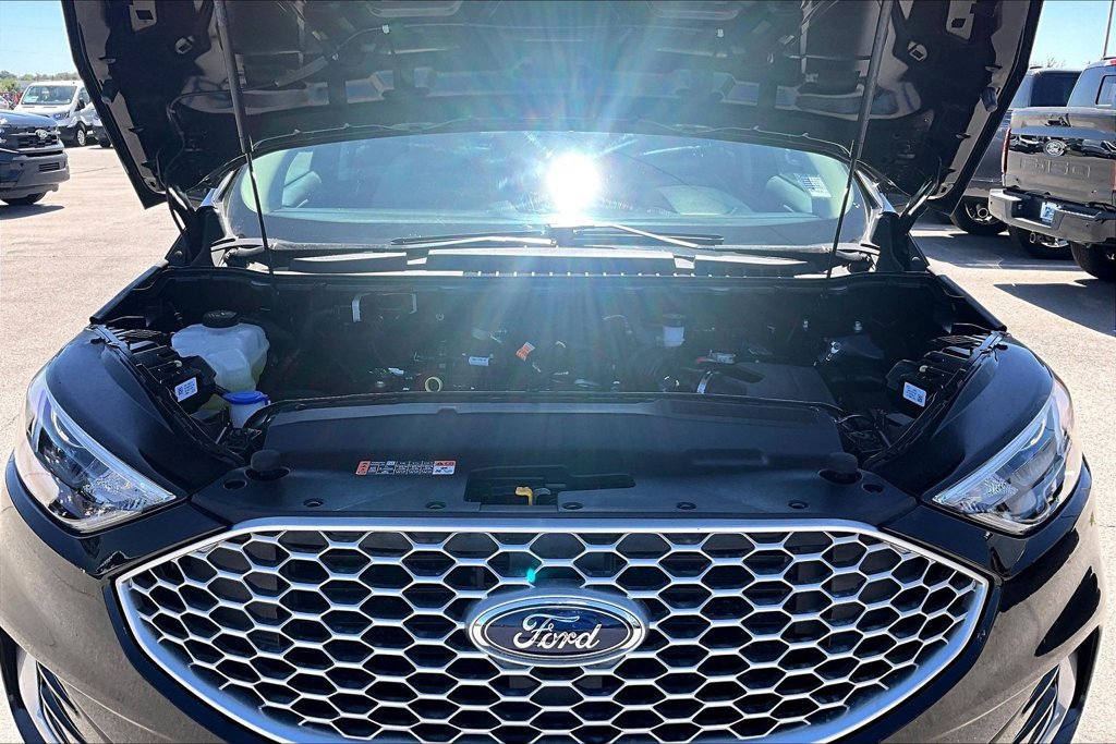 Used 2024 Ford Edge SEL AWD/4WD image 9