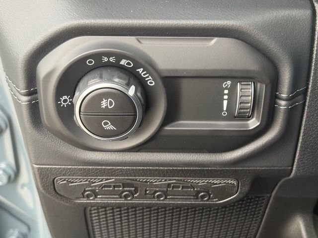 New 2026 Jeep Gladiator Sport AWD/4WD image 27