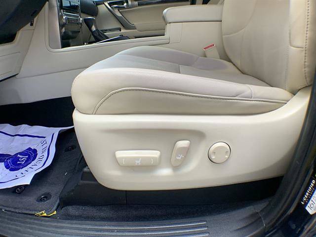 Used 2020 Lexus GX 460 Premium w/ Premium Package AWD/4WD image 12