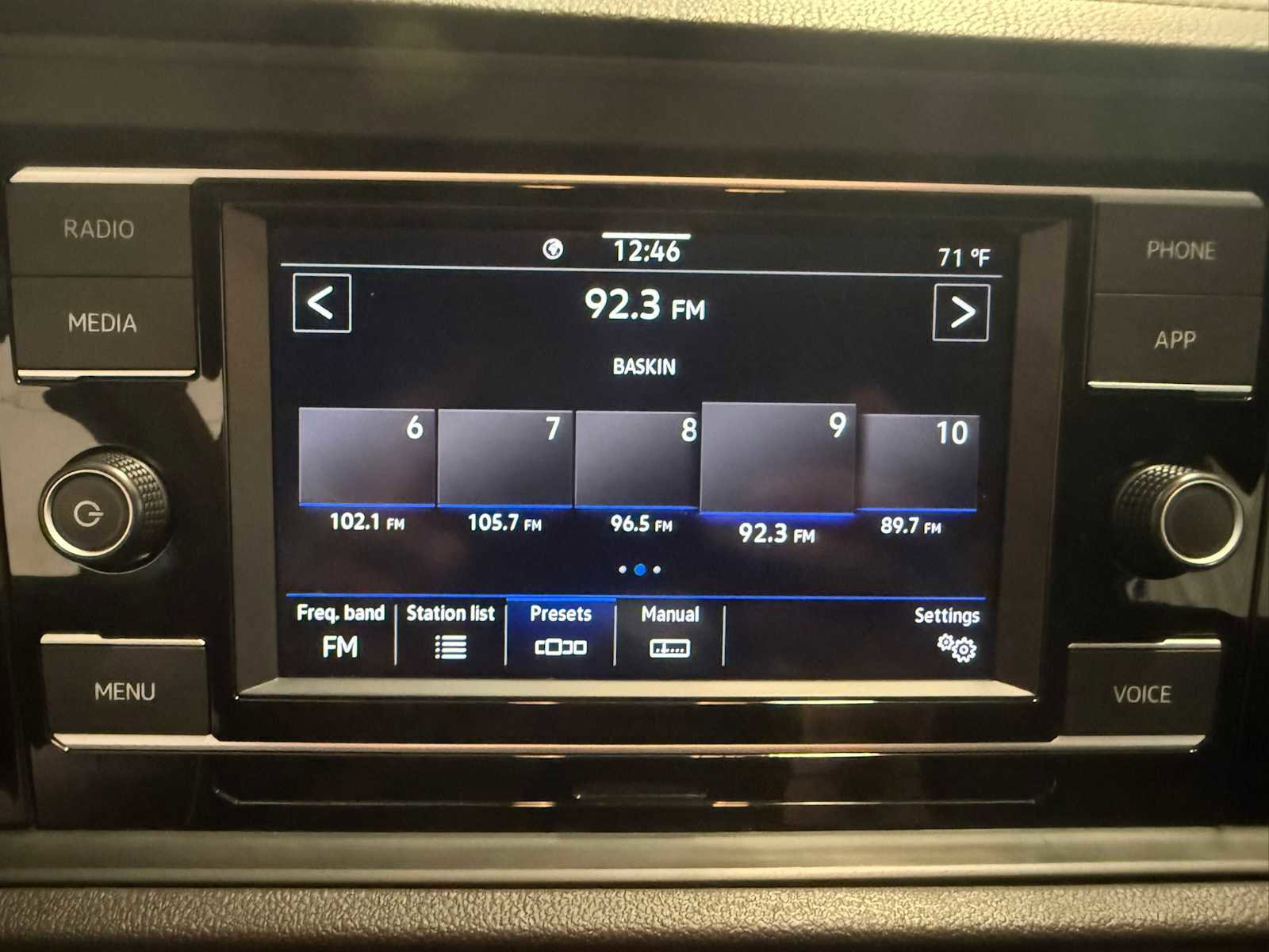 Certified 2023 Volkswagen Jetta Sport image 31