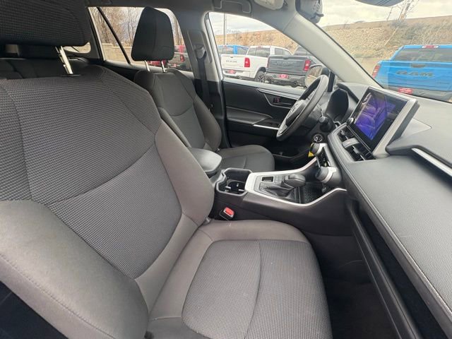 Used 2024 Toyota RAV4 LE AWD/4WD image 26