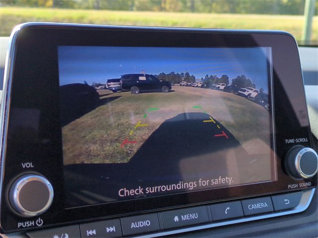 Used 2024 Nissan Rogue SV image 17