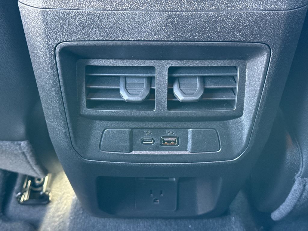 New 2026 GMC Canyon AT4 image 30