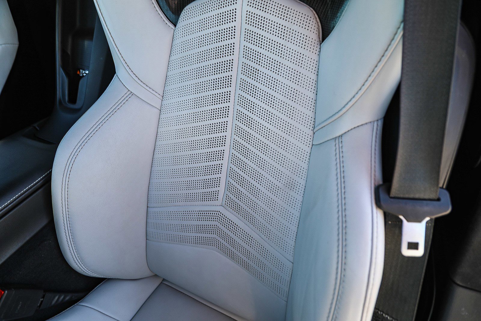 Used 2021 Chevrolet Corvette Stingray Preferred Conv w/ 2LT image 23