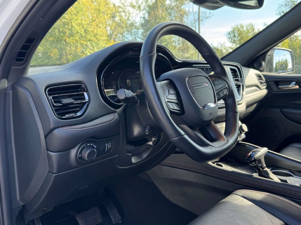 Used 2025 Dodge Durango GT AWD/4WD image 2