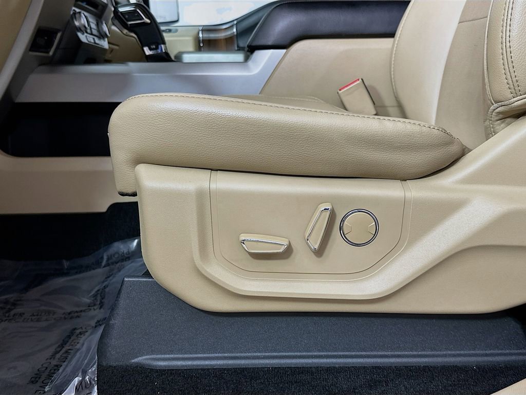 Used 2017 Ford F150 Lariat w/ Equipment Group 502A Luxury AWD/4WD image 23