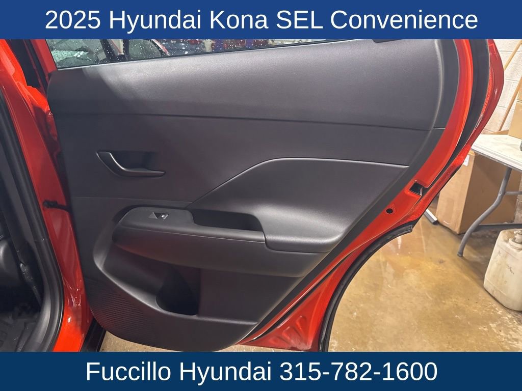 Certified 2025 Hyundai Kona SEL image 22