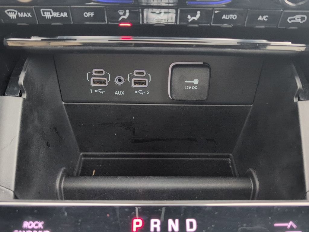 Used 2023 Jeep Grand Cherokee Overland image 36