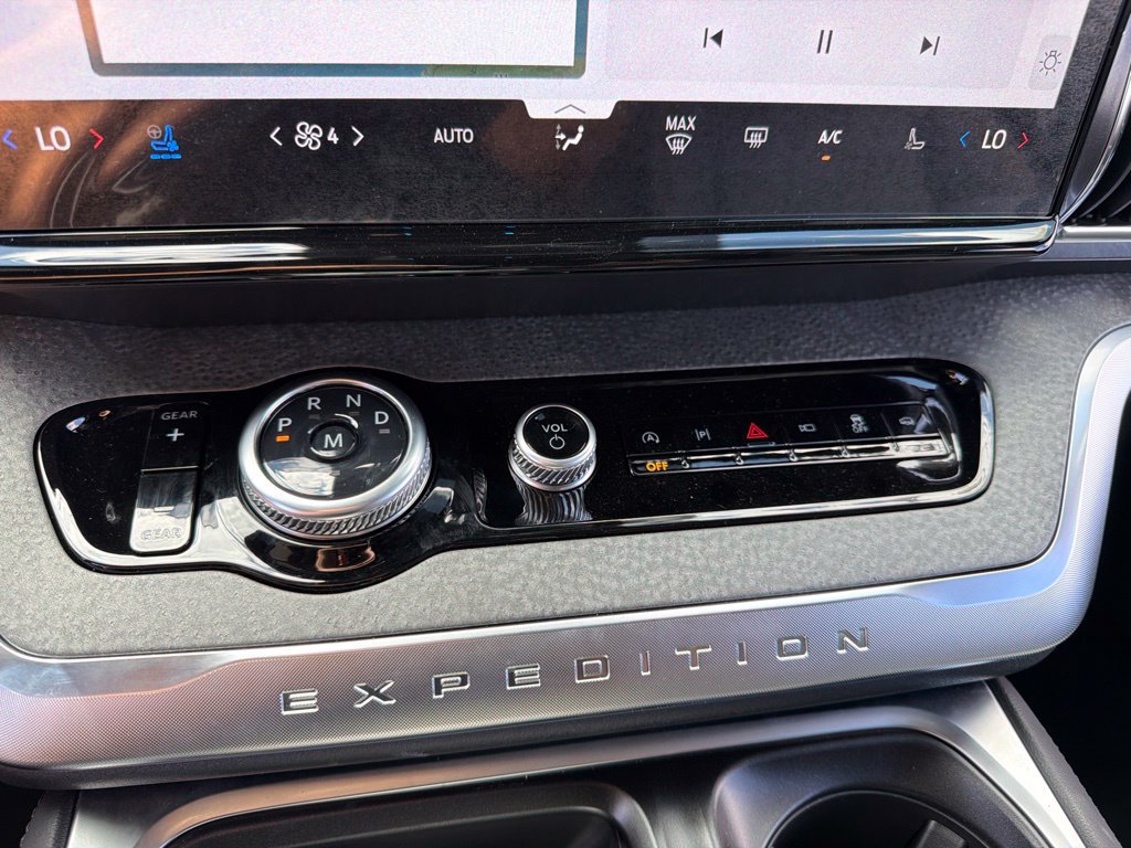 New 2027 Ford Expedition Tremor w/ Driver's Package AWD/4WD image 14