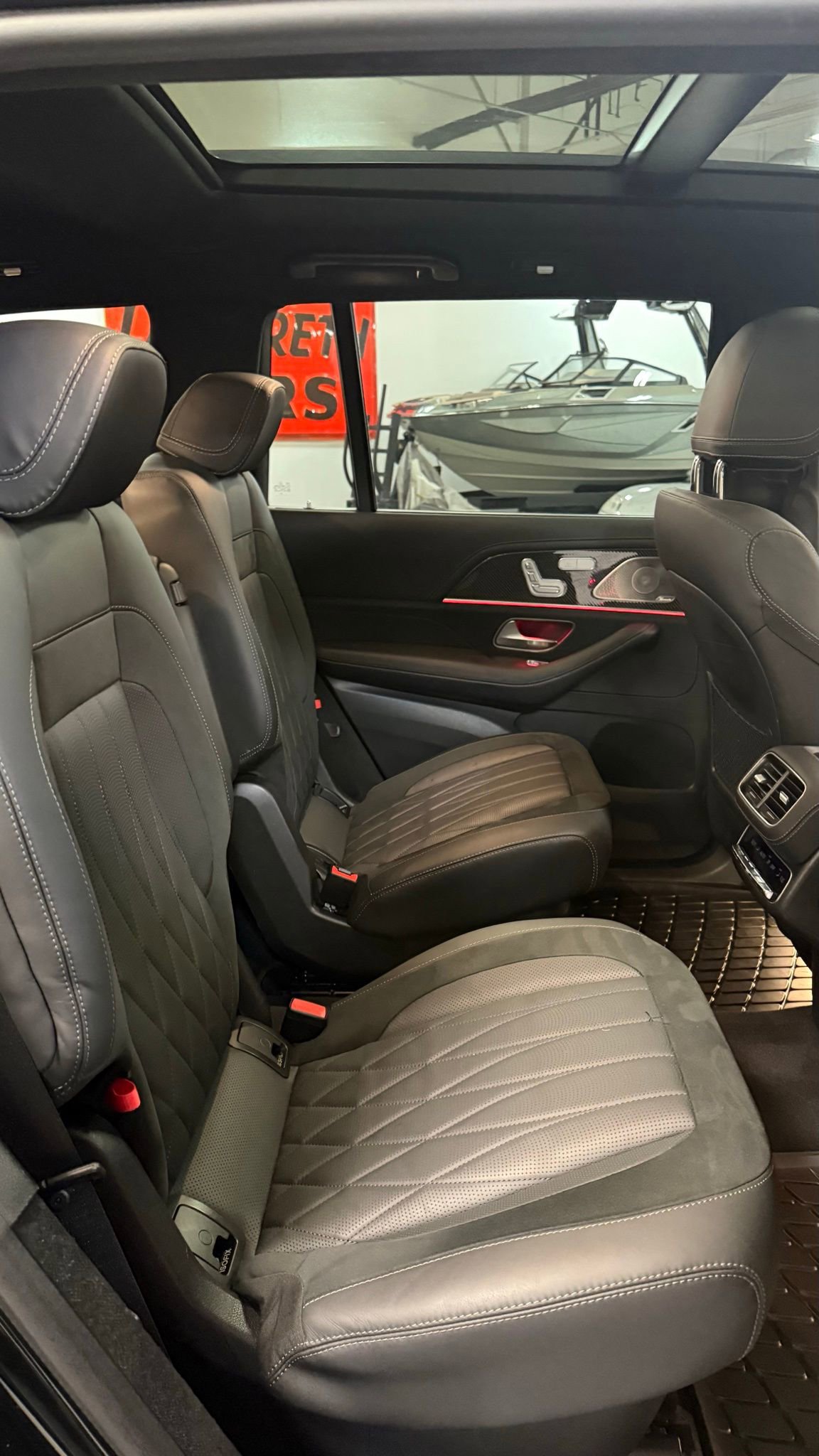 Used 2024 Mercedes-Benz GLS 63 AMG 4MATIC image 50