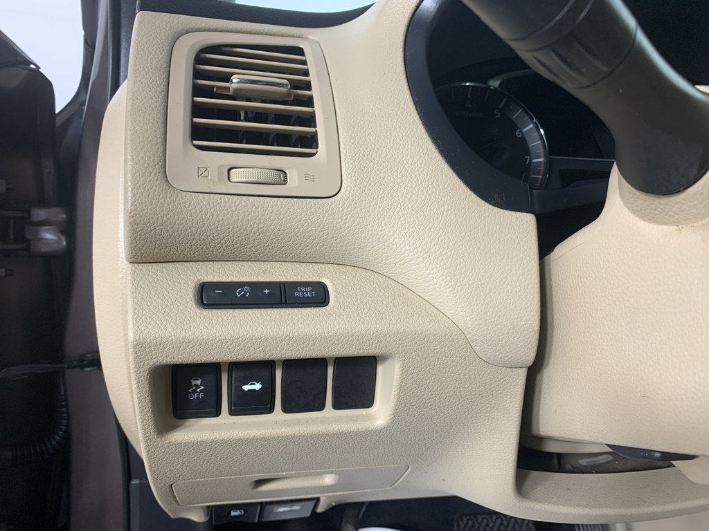 Used 2015 Nissan Altima 2.5 S w/ Sport Value Package image 13