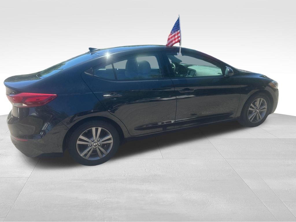 Used 2017 Hyundai Elantra SE FWD image 22