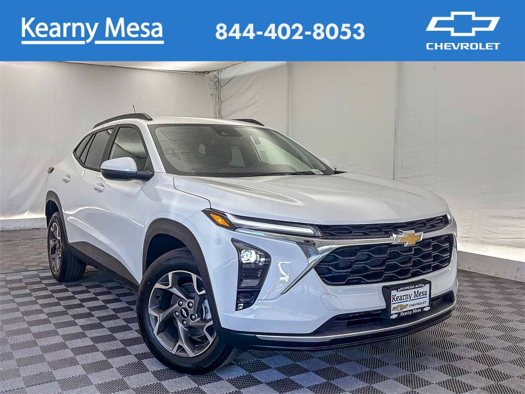 New 2025 Chevrolet Trax LT w/ LT Convenience Package