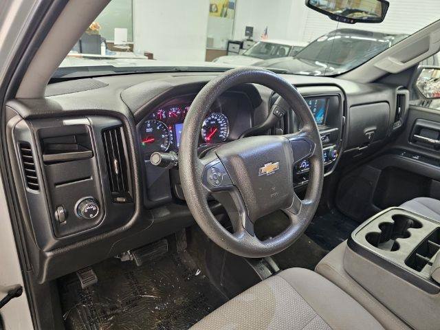 Used 2018 Chevrolet Silverado 1500 Custom w/ Custom Value Package AWD/4WD image 13