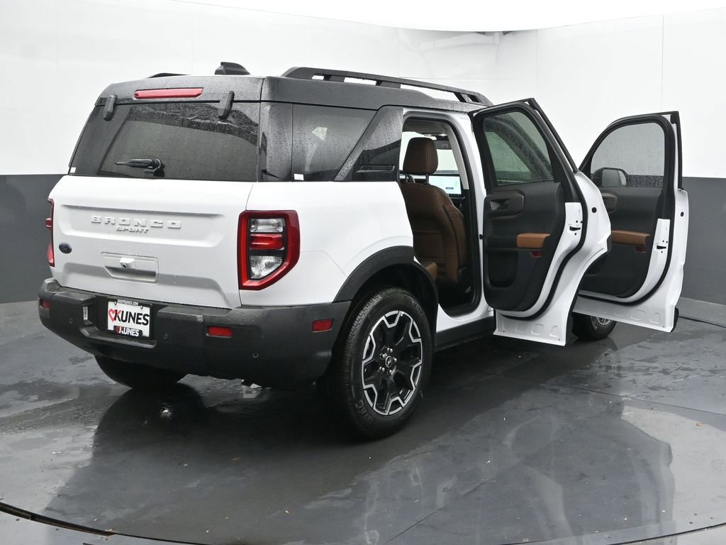 New 2025 Ford Bronco Sport Outer Banks w/ Outer Banks Tech Package+ image 56