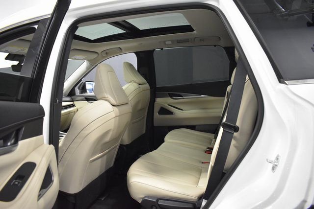 Used 2025 INFINITI QX60 Luxe image 32