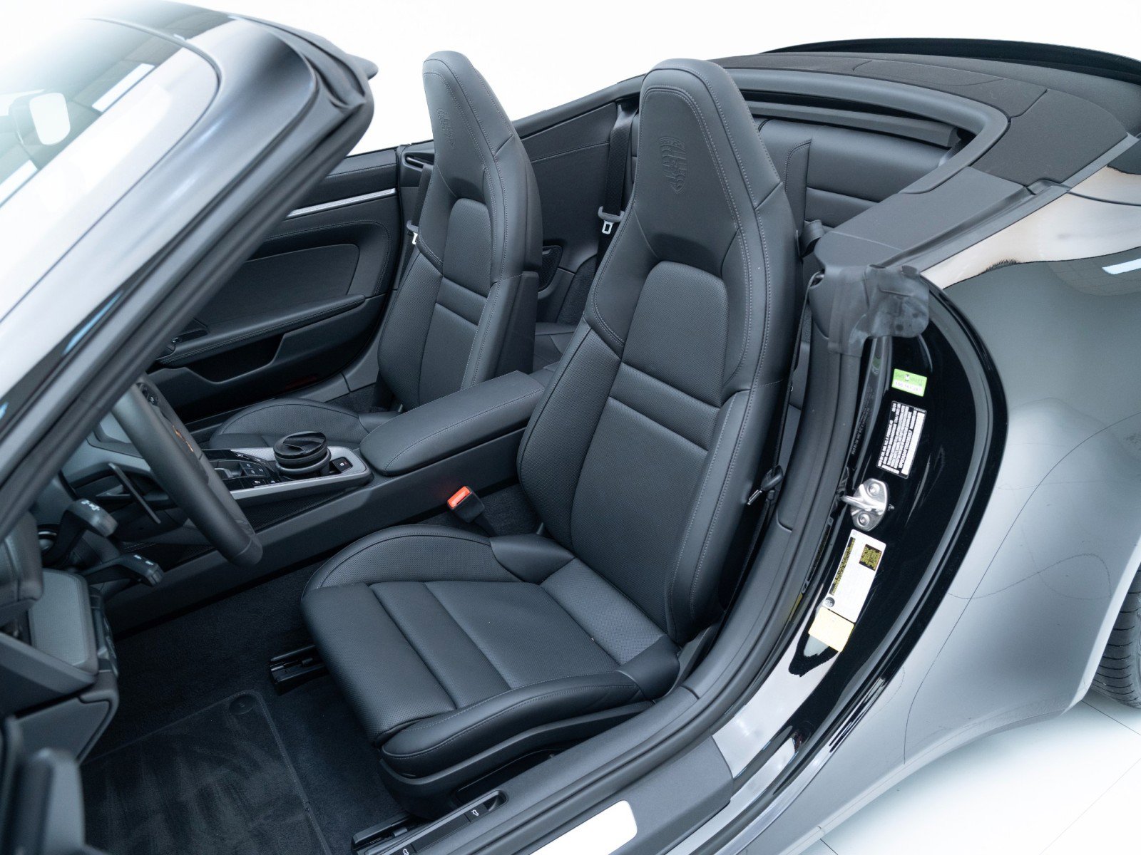 Certified 2025 Porsche 911 Carrera image 5