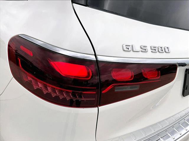 New 2026 Mercedes-Benz GLS 580 4MATIC image 27