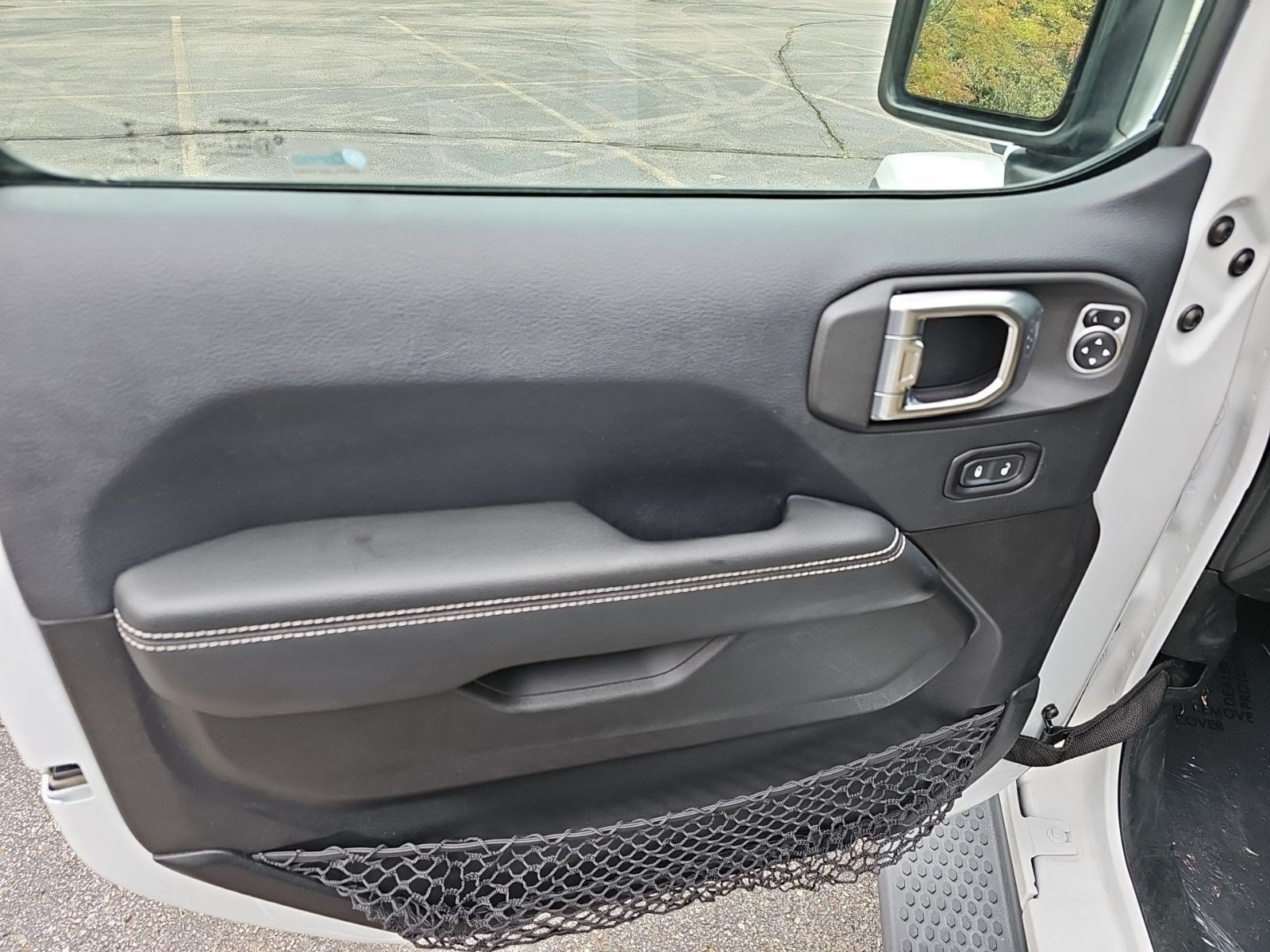 Used 2019 Jeep Wrangler Unlimited Sahara AWD/4WD image 20