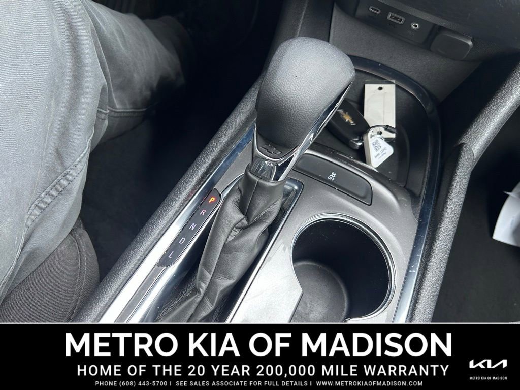 Used 2023 Chevrolet Malibu LT image 25