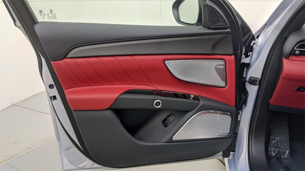 New 2024 Maserati Grecale Trofeo image 47