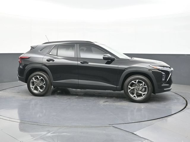New 2026 Chevrolet Trax LT w/ LT Convenience Package FWD image 13