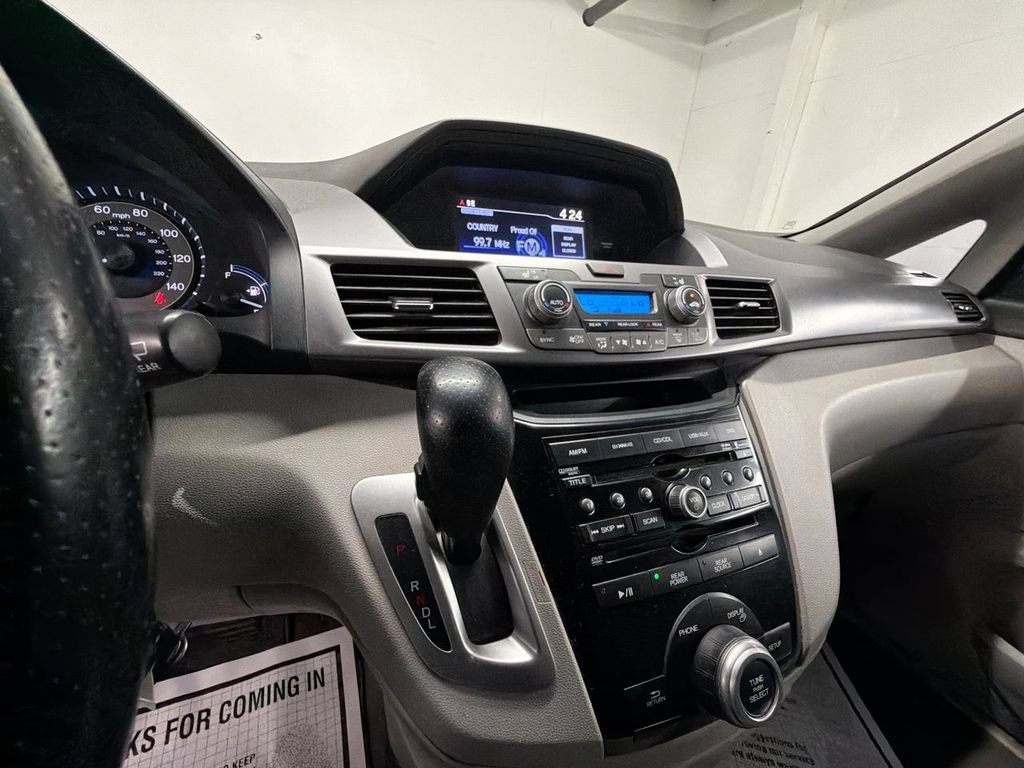 Used 2012 Honda Odyssey EX-L image 16