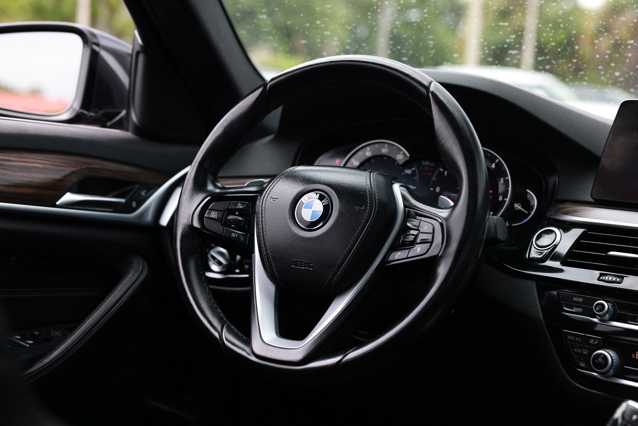 Used 2017 BMW 530i image 32