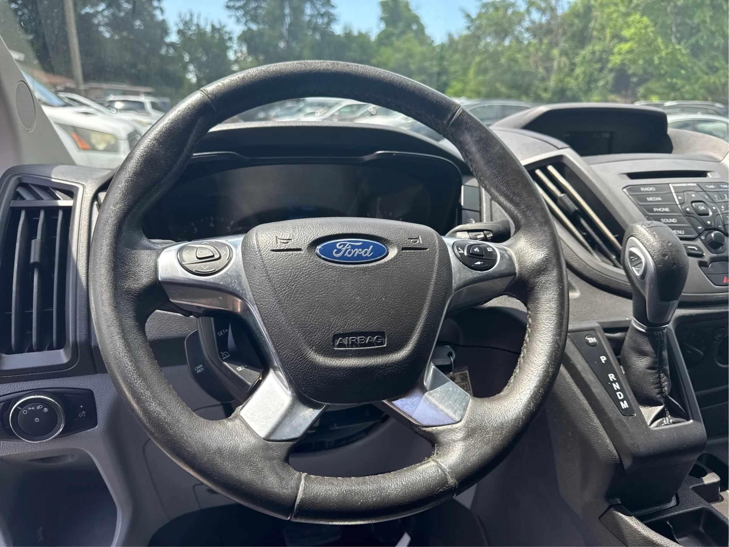 Used 2017 Ford Transit 250 130 Low Roof RWD image 16