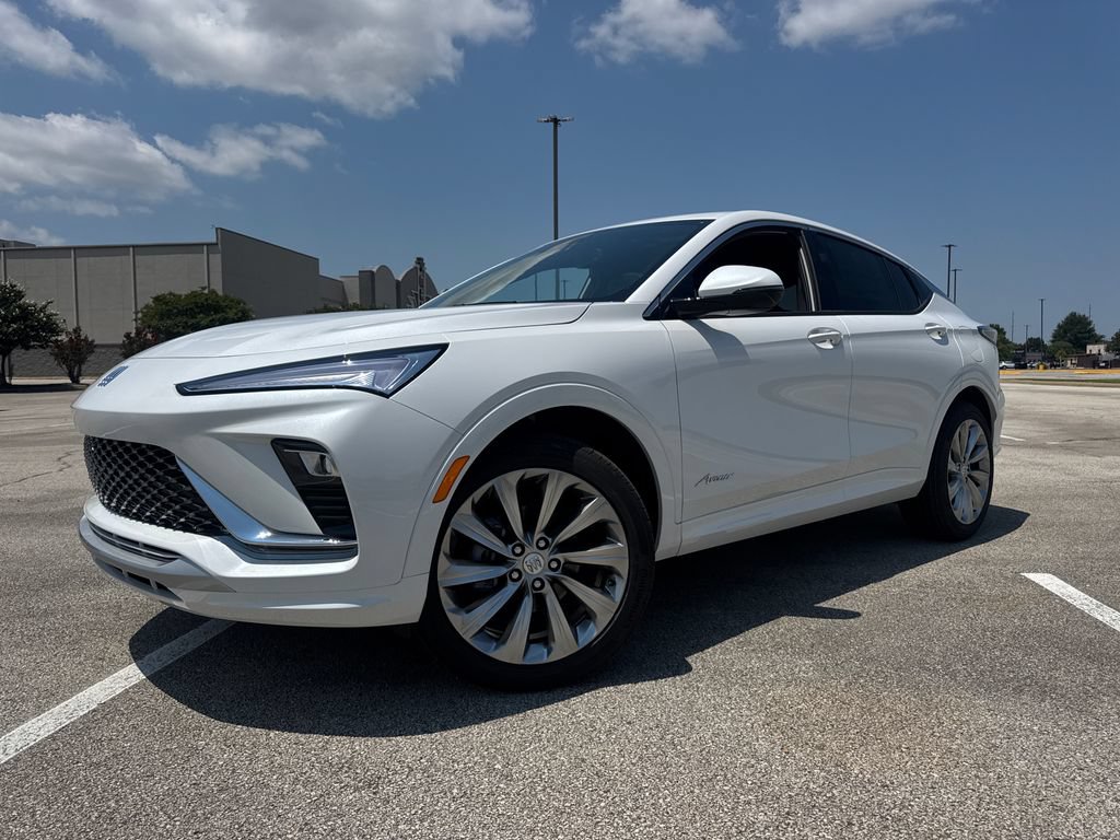 New 2026 Buick Envista Avenir FWD 360° Tour