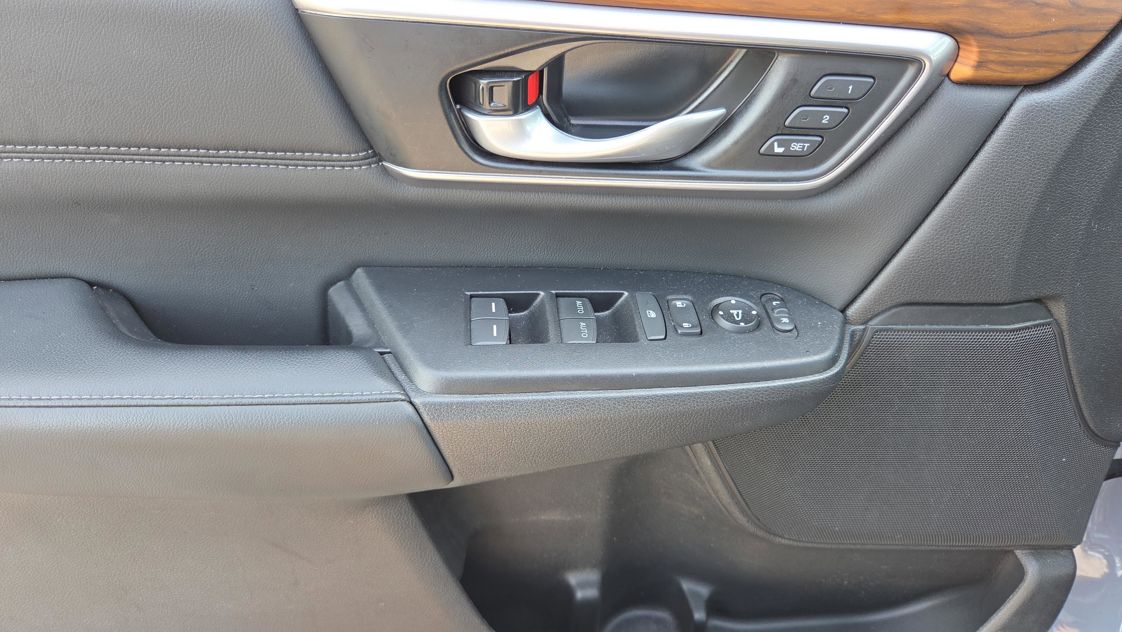 Used 2021 Honda CR-V EX-L image 24