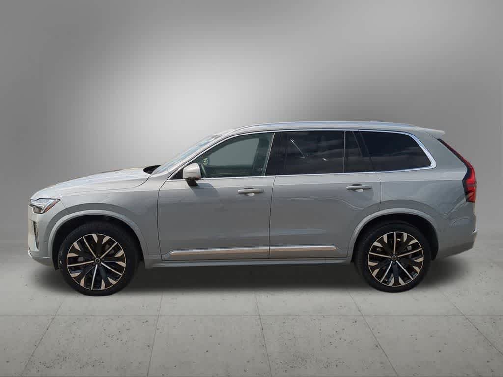 Used 2026 Volvo XC90 B5 Plus w/ Protection Package AWD/4WD image 3