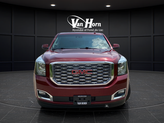 Used 2019 GMC Yukon Denali w/ Denali Ultimate Package AWD/4WD image 2