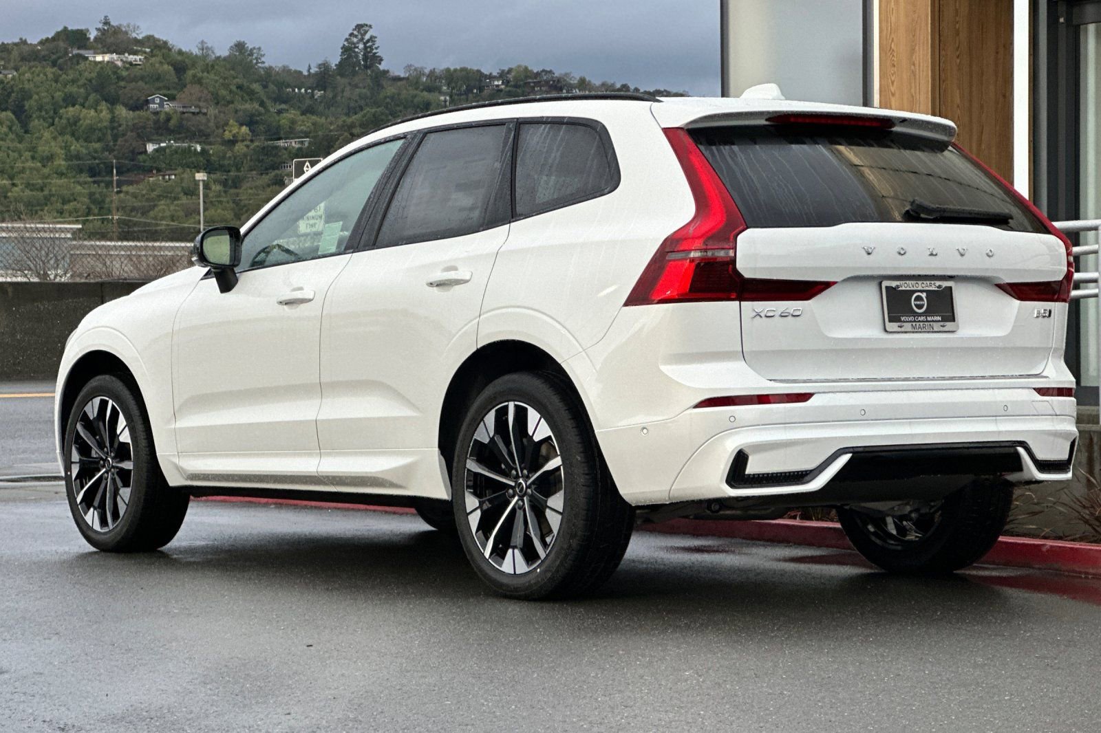 New 2026 Volvo XC60 B5 Plus w/ Protection Package Premier image 6