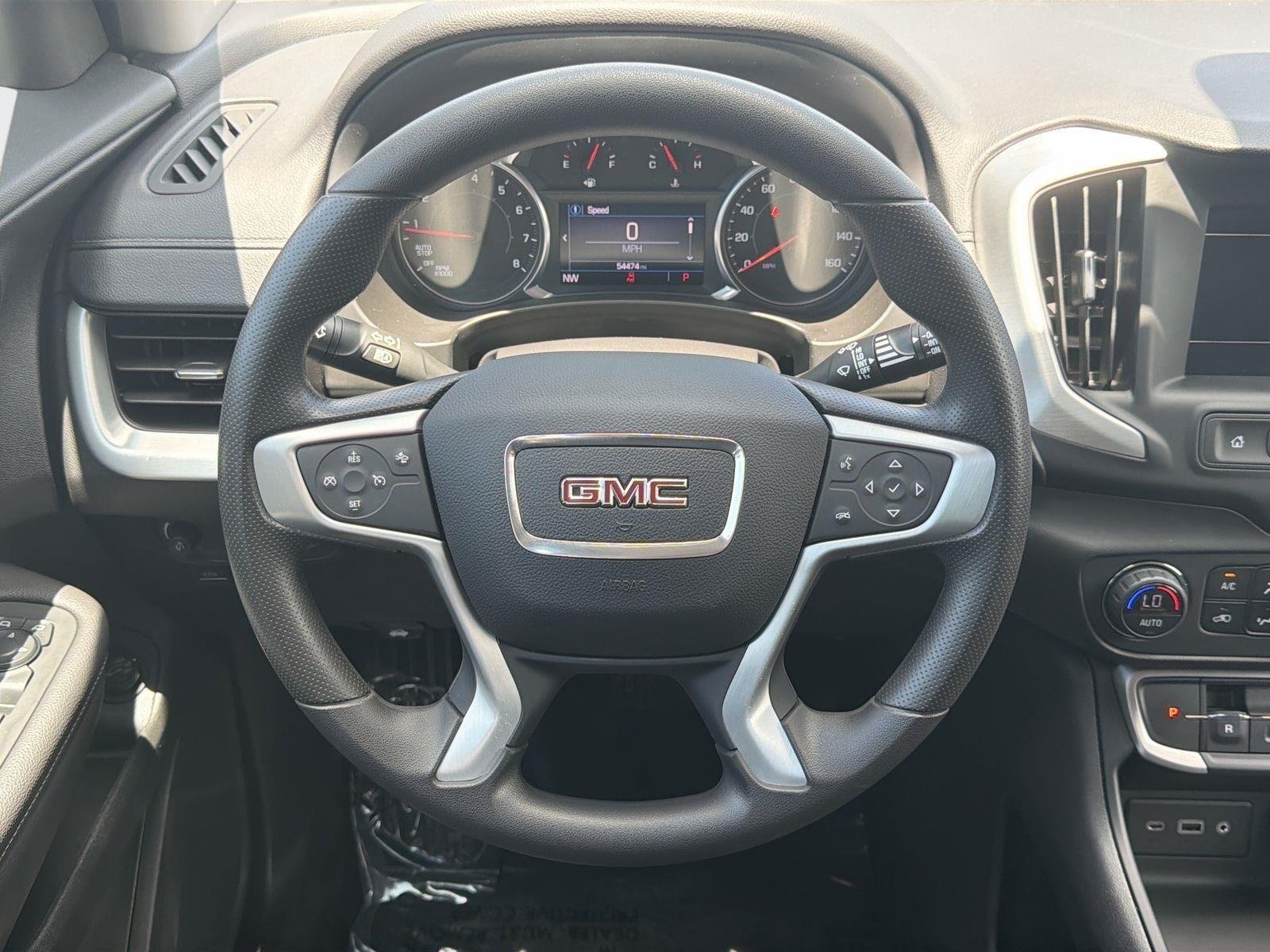 Used 2022 GMC Terrain SLE w/ Driver Convenience Package FWD image 7