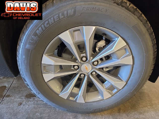 New 2027 Chevrolet Equinox LT w/ LPO, Floor Liner Package AWD/4WD image 11