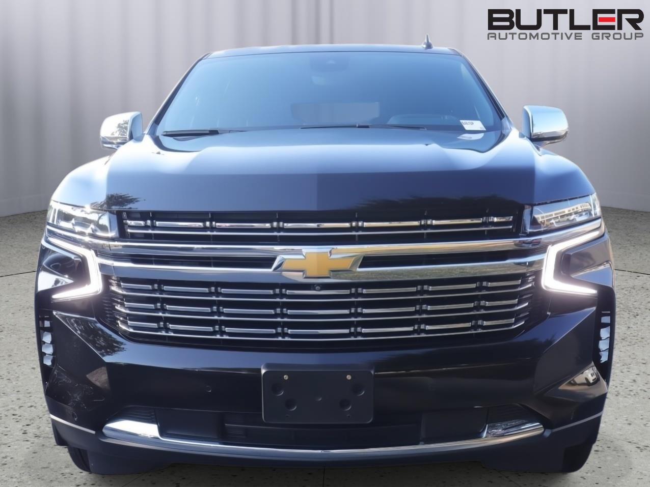 Used 2024 Chevrolet Tahoe Premier w/ Advanced Technology Package AWD/4WD image 2