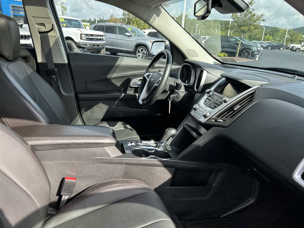 Used 2016 Chevrolet Equinox LTZ w/ Enhanced Convenience Package AWD/4WD image 15