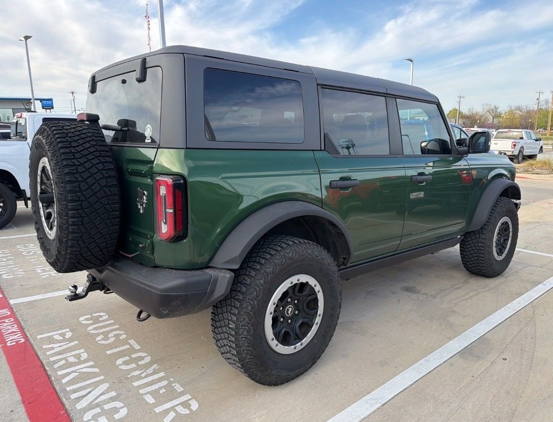 Used 2024 Ford Bronco Badlands image 4