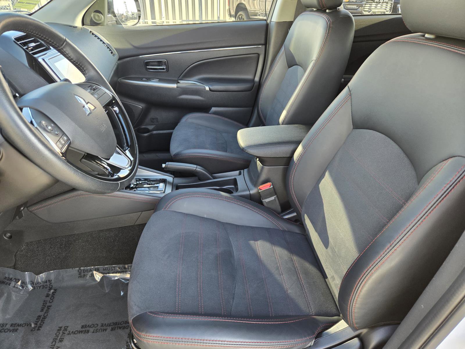 Used 2024 Mitsubishi Outlander Sport SE image 21