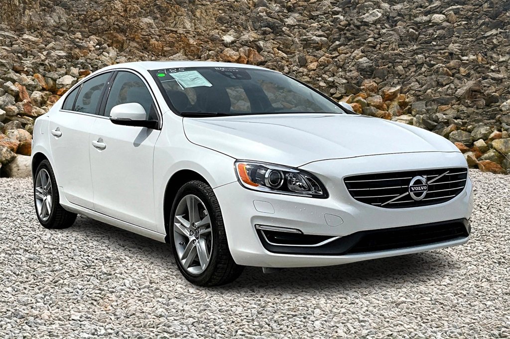 Used 2015 Volvo S60 T5 Platinum image 11