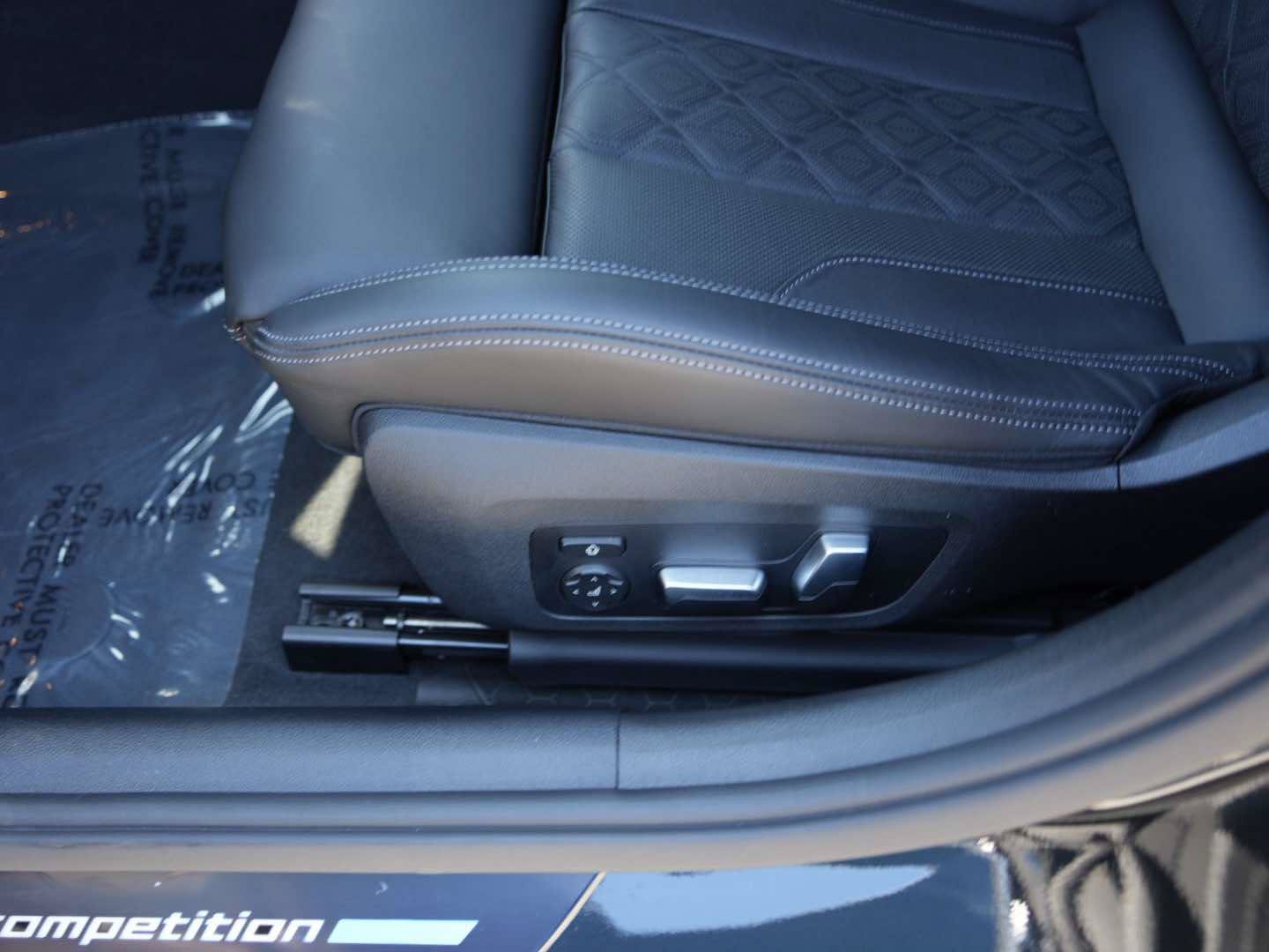 Used 2025 BMW M8 Competition w/ M Carbon Exterior Package AWD/4WD image 15