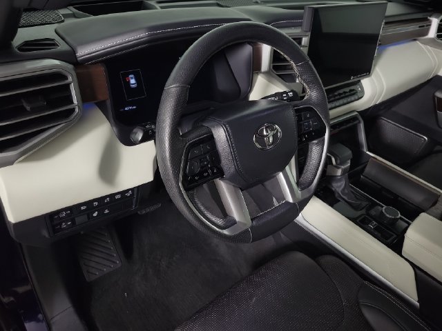 Used 2024 Toyota Sequoia Capstone AWD/4WD image 22