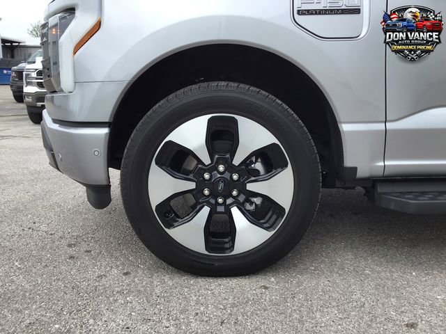 Used 2023 Ford F150 Lightning Platinum AWD/4WD image 27