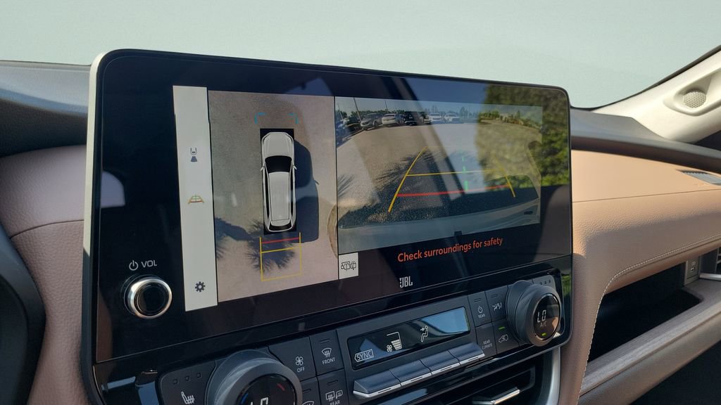 Used 2025 Toyota Grand Highlander AWD image 22