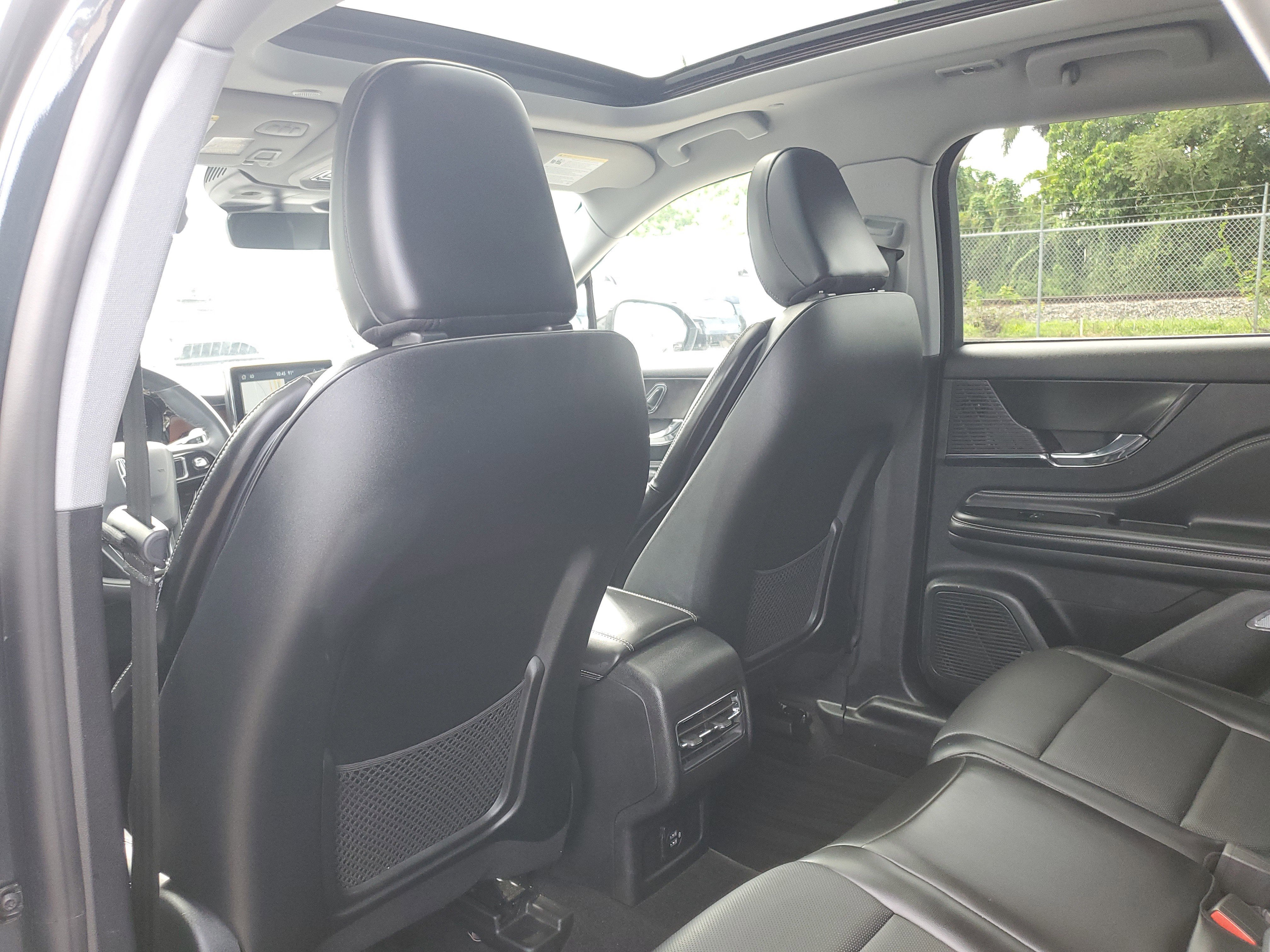 Certified 2022 Lincoln Corsair Reserve image 11