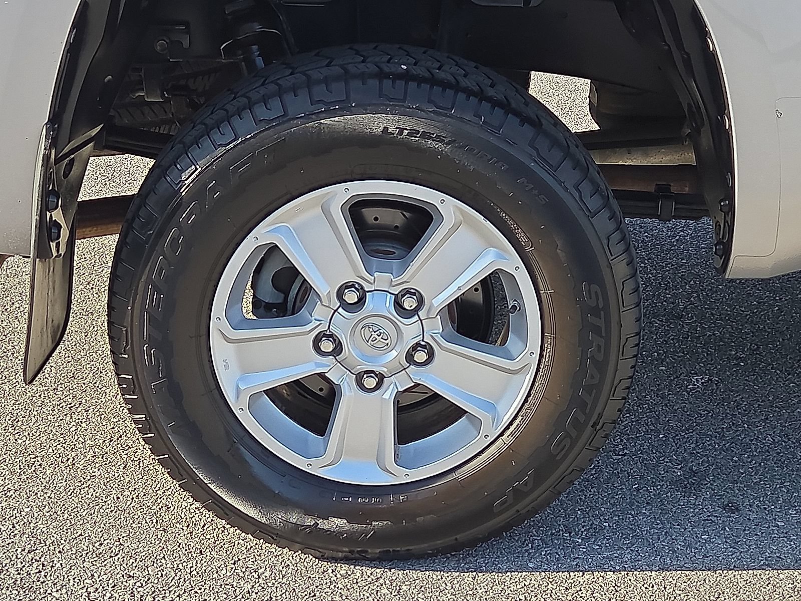 Used 2014 Toyota Tundra SR5 AWD/4WD image 7