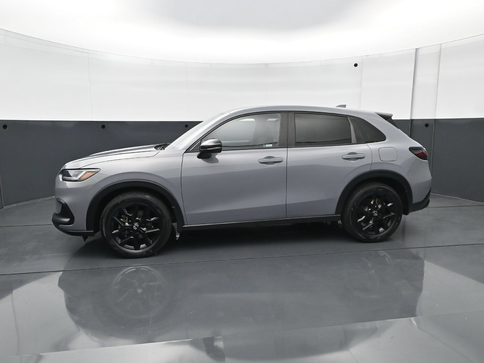 Used 2024 Honda HR-V Sport image 3