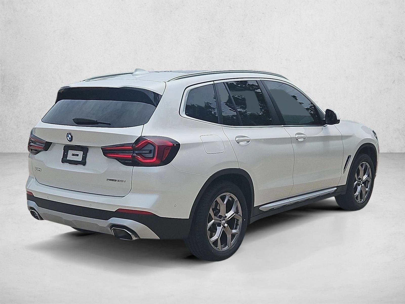 Used 2024 BMW X3 sDrive30i w/ Convenience Package w/ZPA RWD image 5