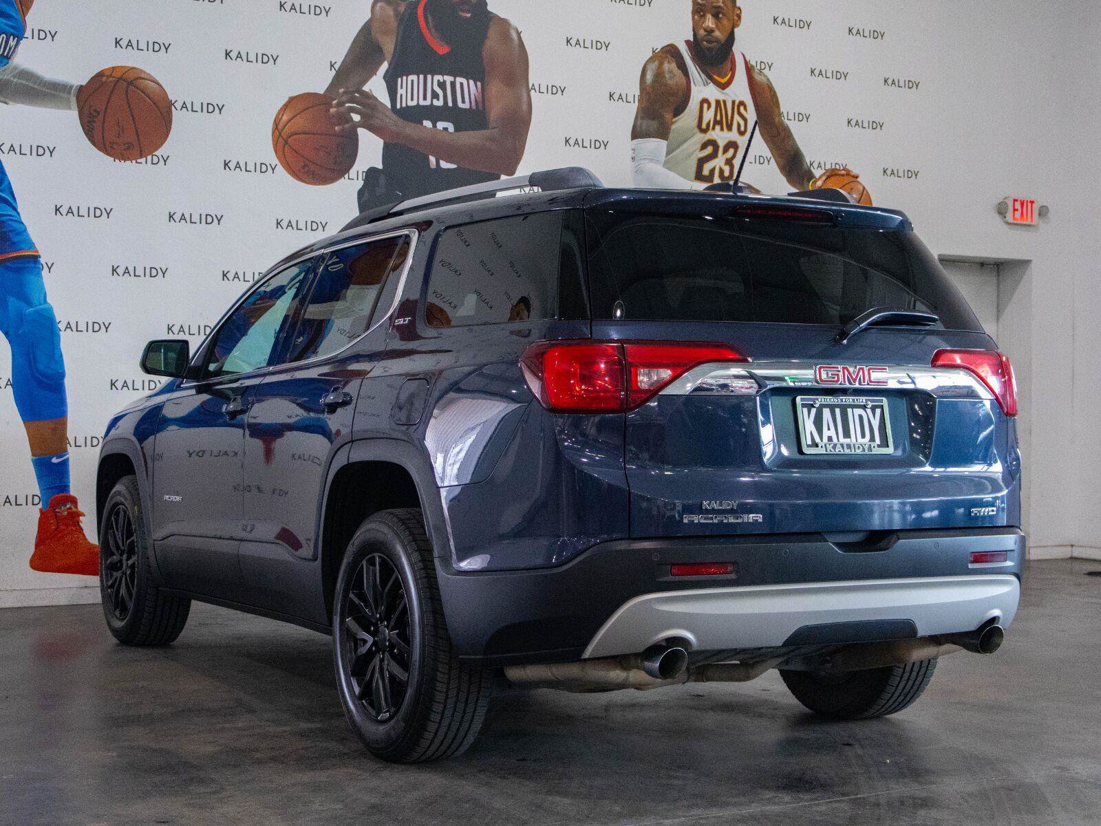Used 2019 GMC Acadia SLT AWD/4WD image 22